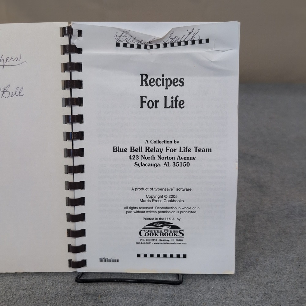 Recipes for Life Blue Bell Relay For Life‎ Team Alabama Community Cookbook 2005 - Picture 2 of 2